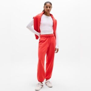 NWT Athleta Easy Fleece Cardinal Jogger Size XXS